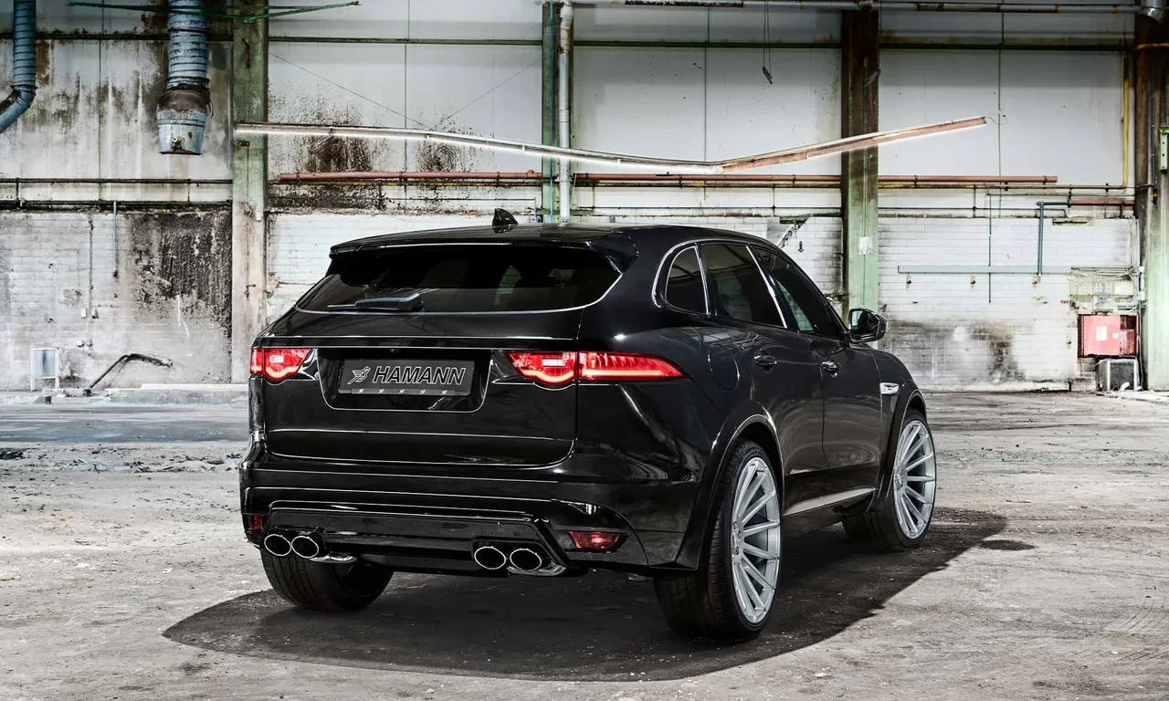 Exterior 4