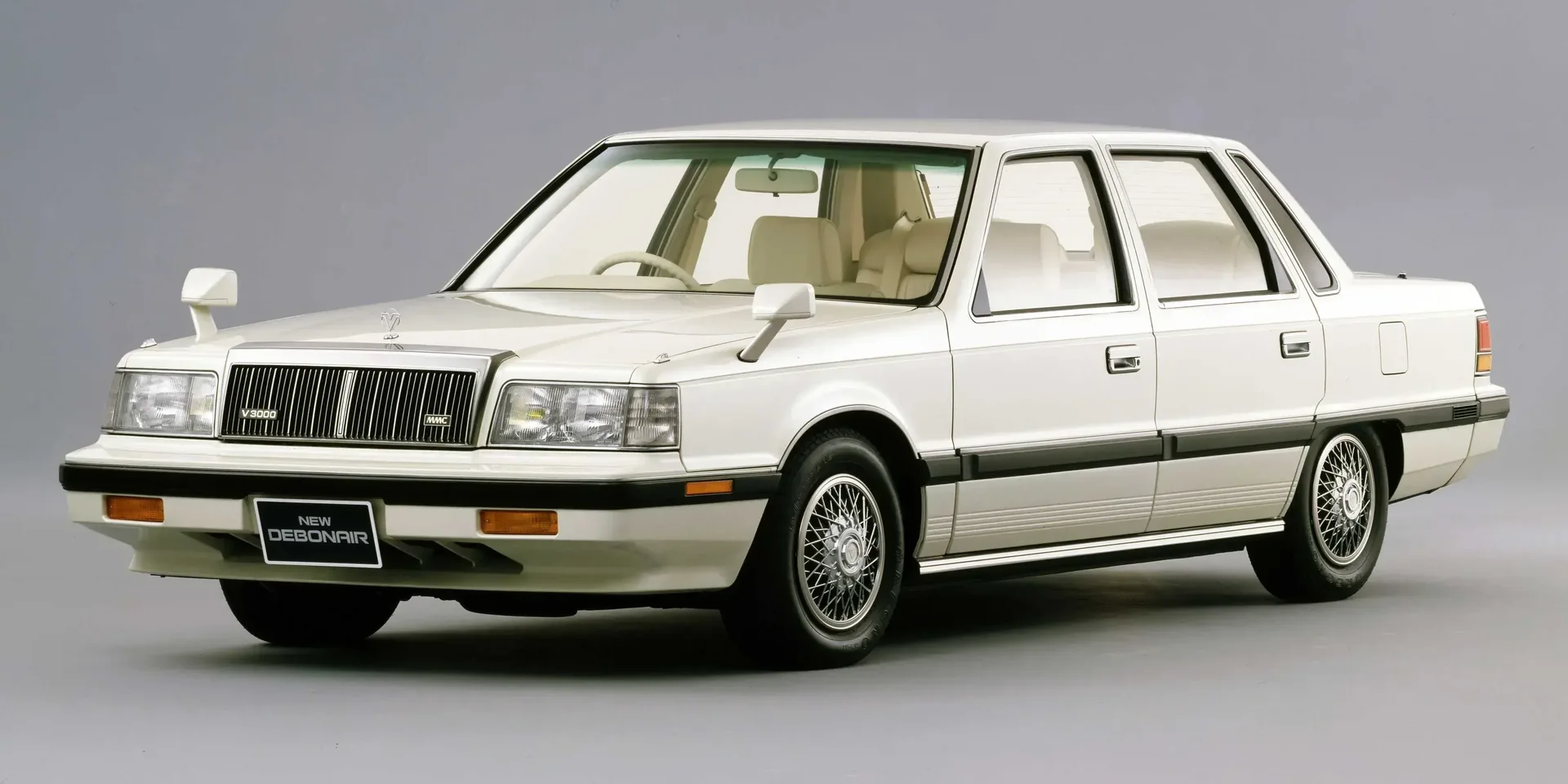 1991 Mitsubishi Debonair photo 1