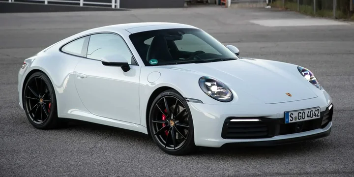 2020 Porsche 2020-porsche-911-carrera-4s main image