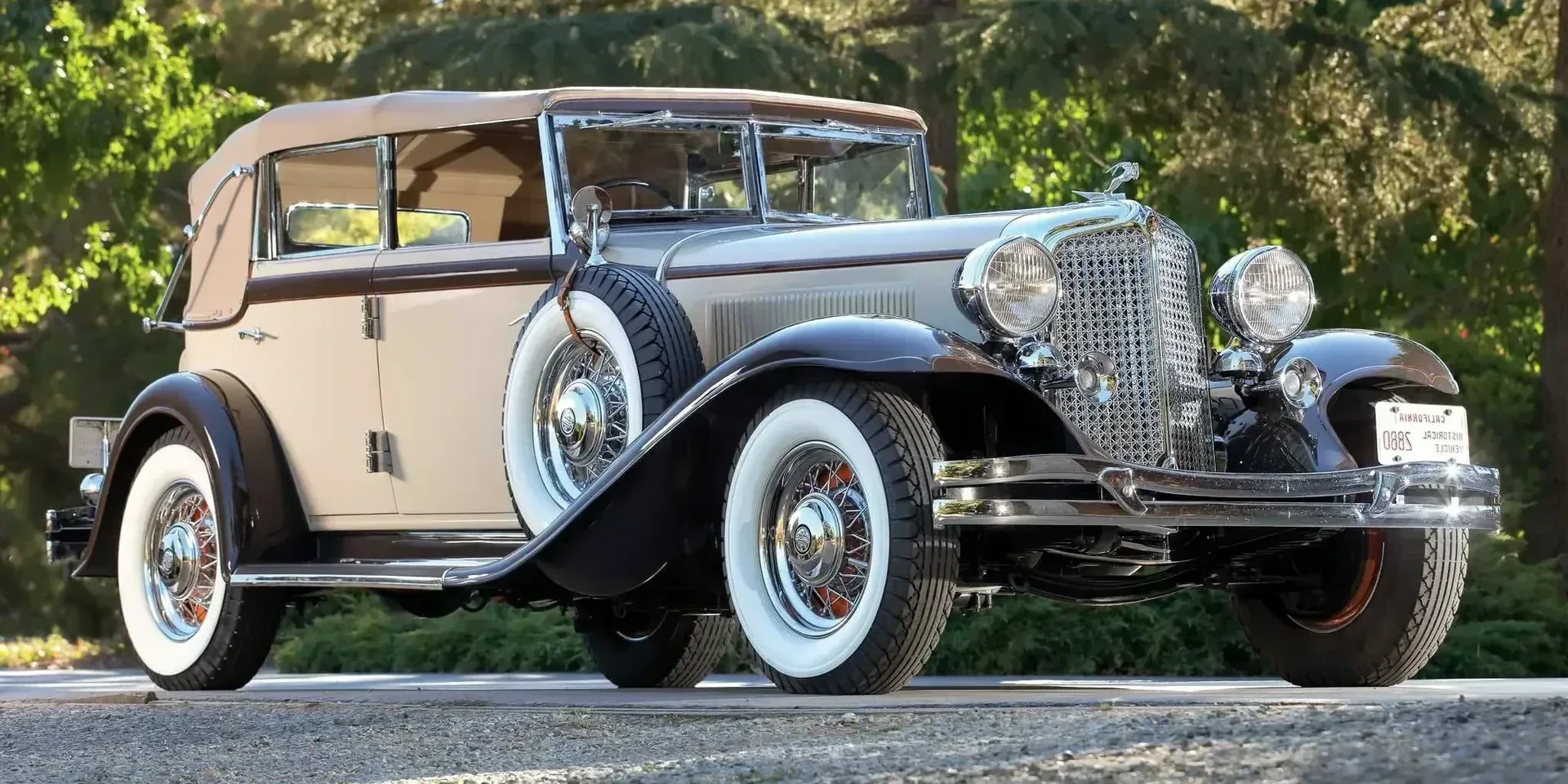 1932 Chrysler Imperial photo 1