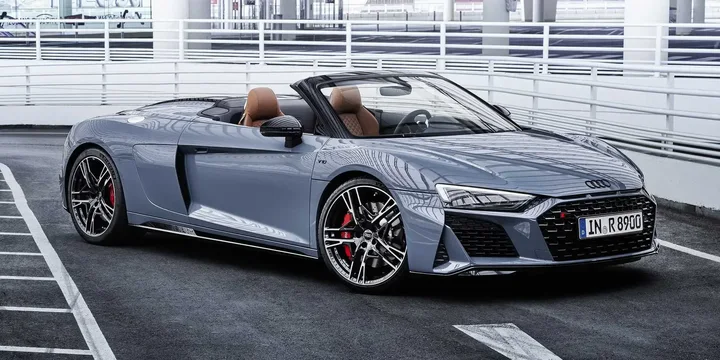 2022 Audi 2022-audi-r8-v10-performance-rwd-s-tronic-7-speed-570ps-convertible main image