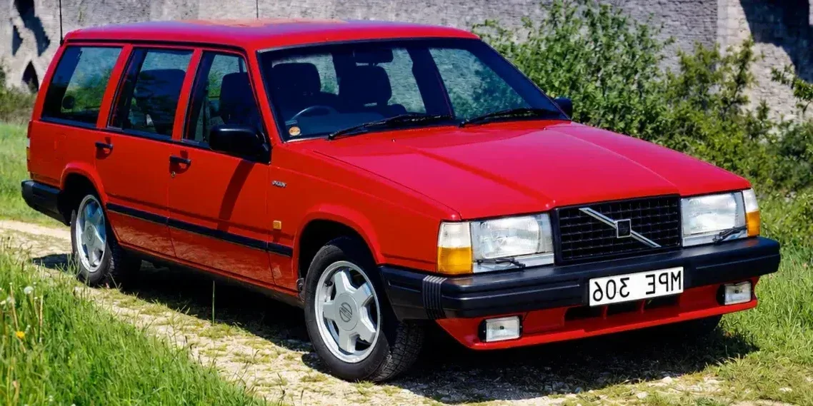 1988 Volvo 740 Turbo photo 1