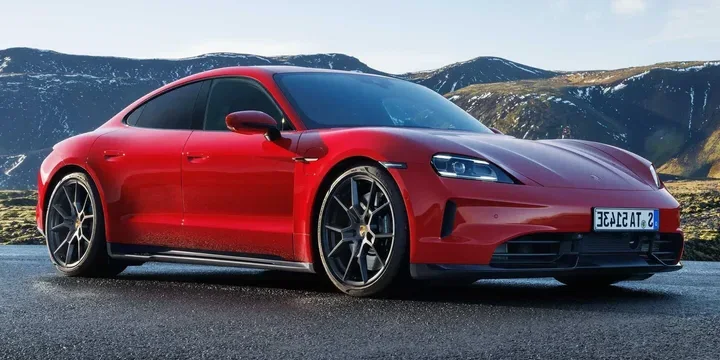 2025 Porsche 2025-porsche-taycan-gts-direct-drive main image