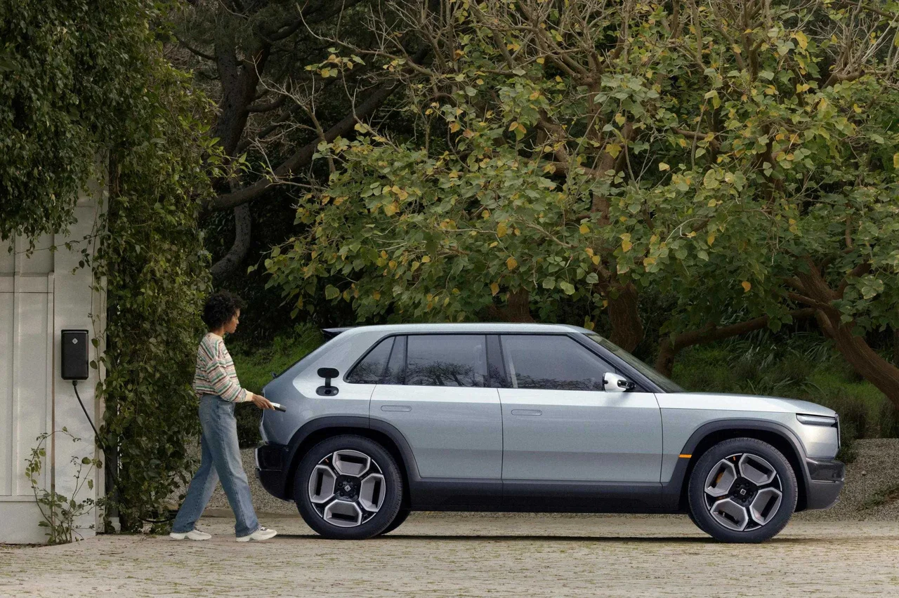 Exterior 4