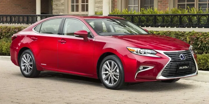 2016 Lexus 2016-lexus-es-300h-e main image
