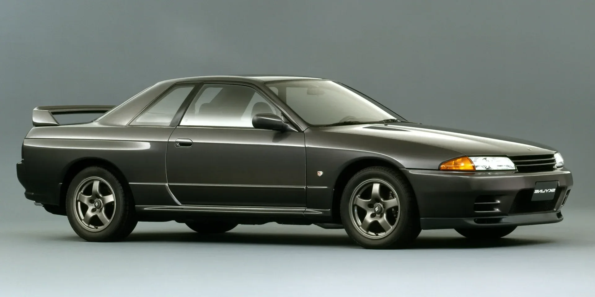 1991 Nissan Skyline GT-R photo 1