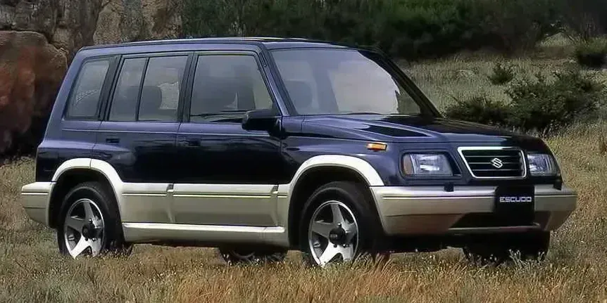 1996 Suzuki Escudo Nomade photo 1