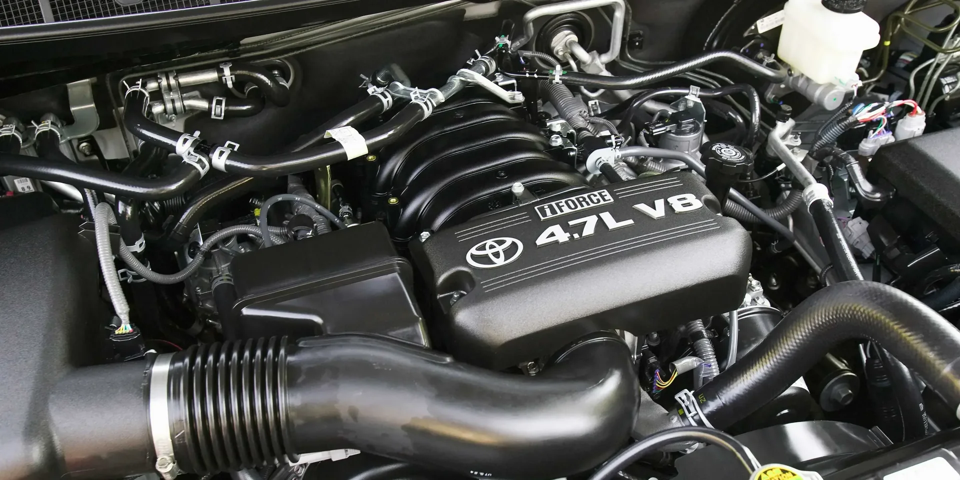 2001 Toyota Sequoia photo 1