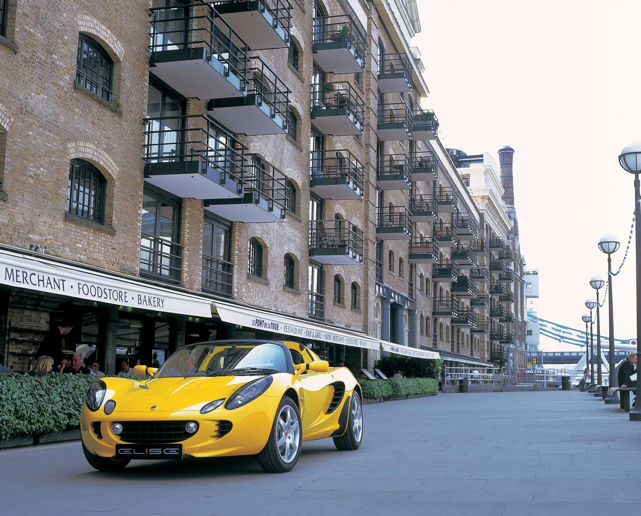 Exterior 6