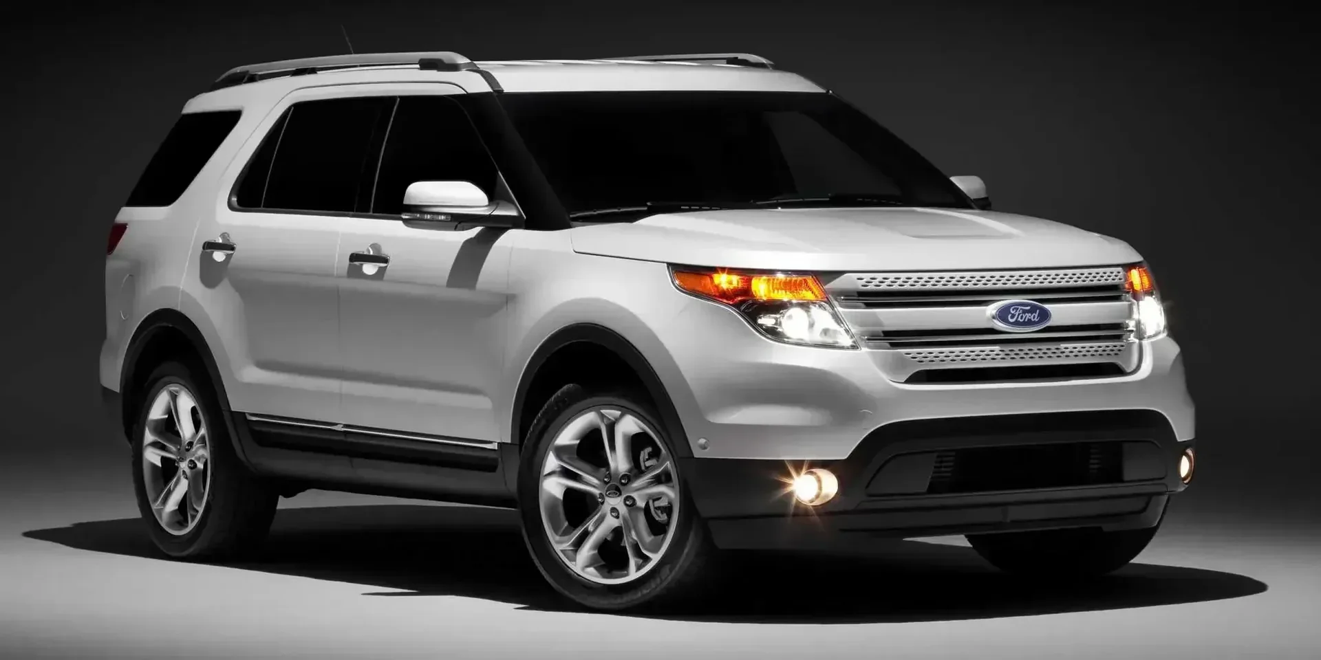 2012 Ford Explorer photo 1