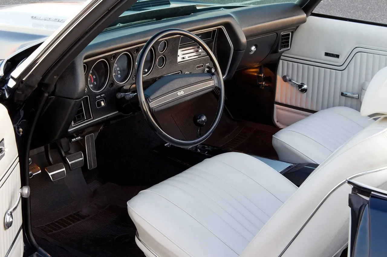 Interior 1