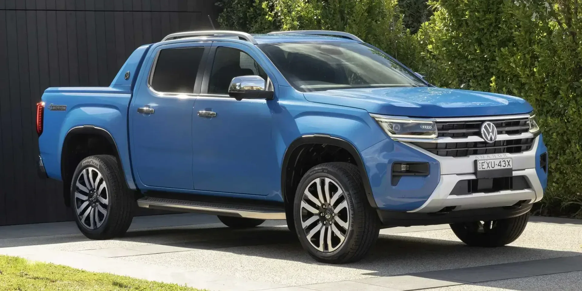 2025 Volkswagen Amarok photo 1