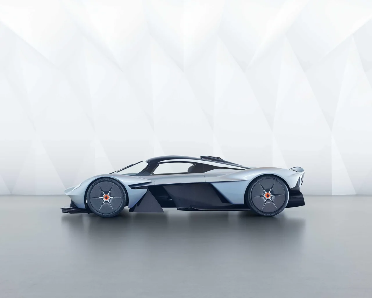 Exterior 3