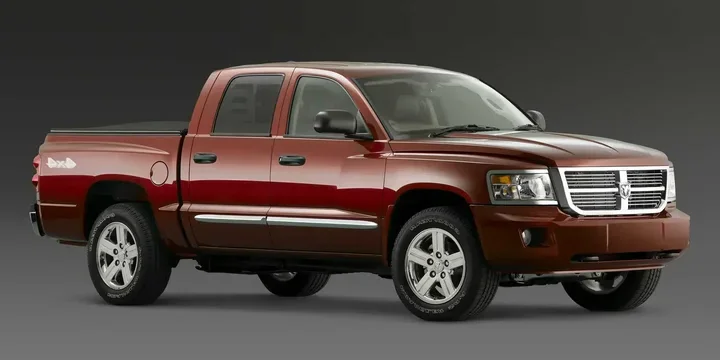 2008 Dodge 2008-dodge-dakota-crew-cab-47-v8-4wd-automatic-5-speed main image