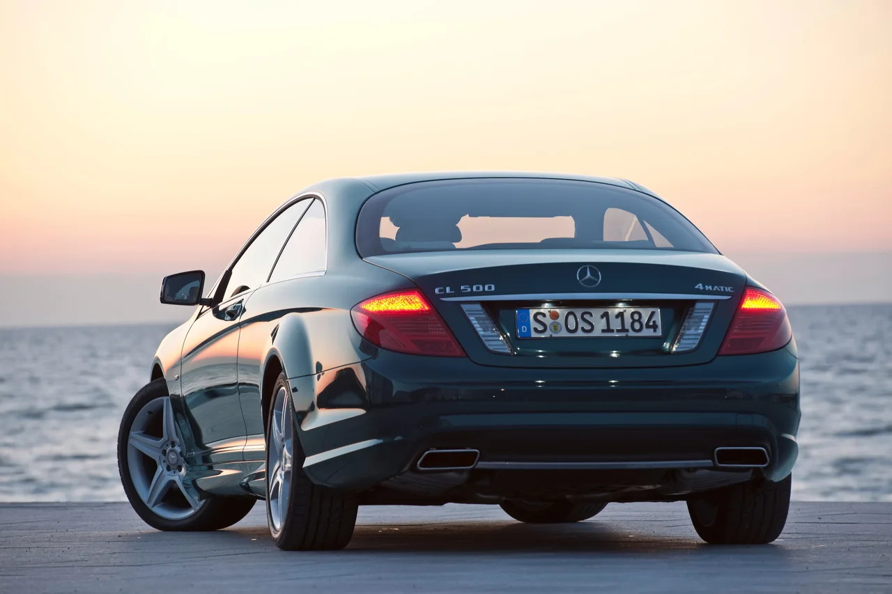 Exterior 10