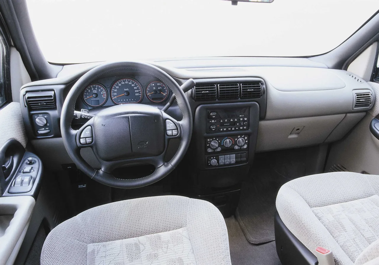 Interior 2