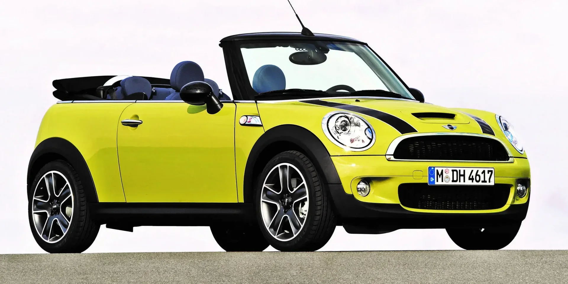 2009 Mini Cooper photo 1