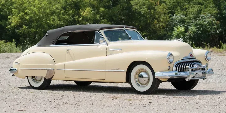 1947 Buick 1947-buick-roadmaster-convertible-sedan-52-manual-3-speed main image
