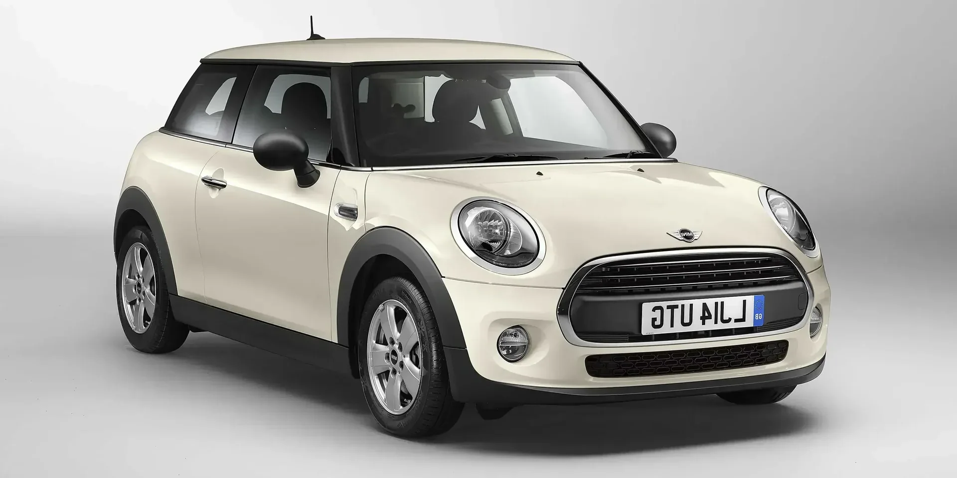 2014 Mini Cooper One photo 1