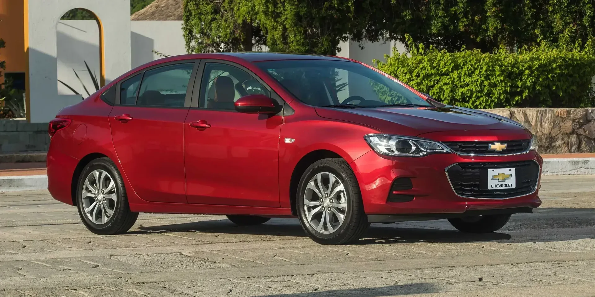 2016 Chevrolet Cavalier photo 1
