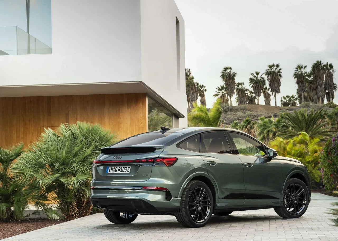 Exterior 4
