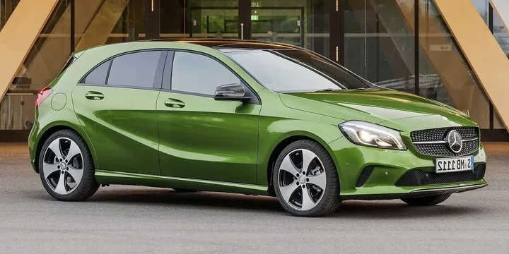 2016 Mercedes-Benz 2016-mercedes-benz-a-class-a-220-d-4matic-7g main image
