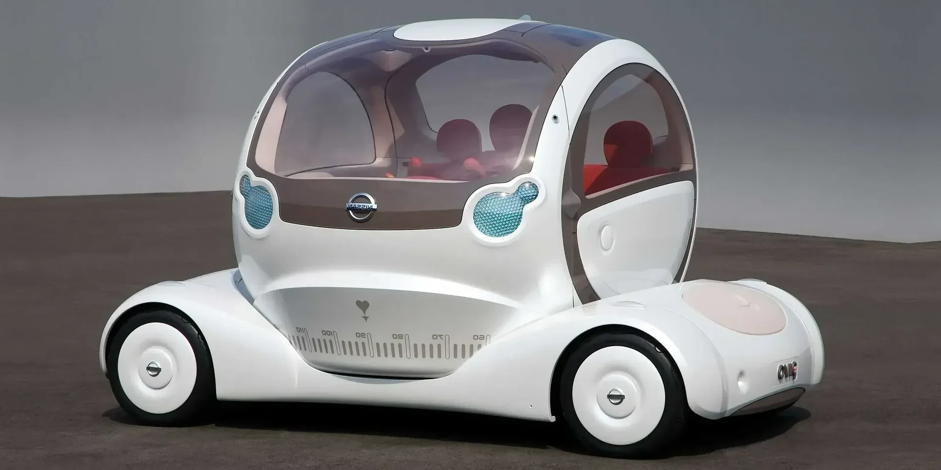 2005 Nissan Pivo photo 1