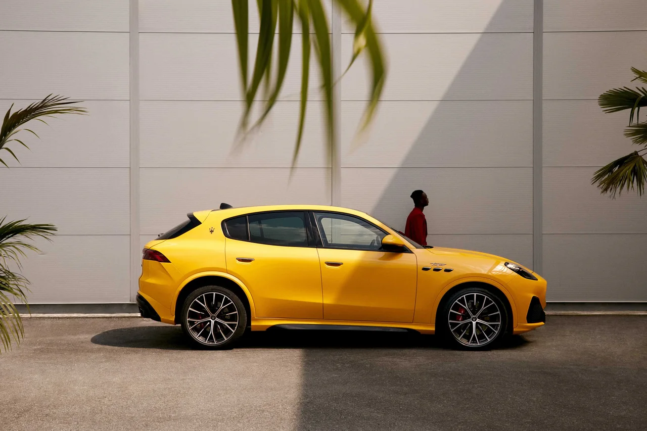 Exterior 4