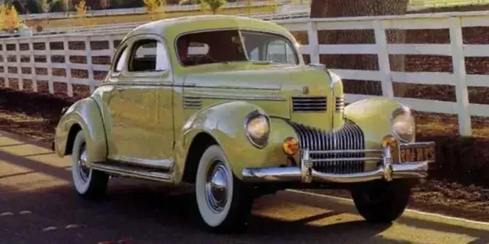 1939 Chrysler 1939-chrysler-imperial-coupe-coupe-53-manual-137hp-1939-3-speed main image