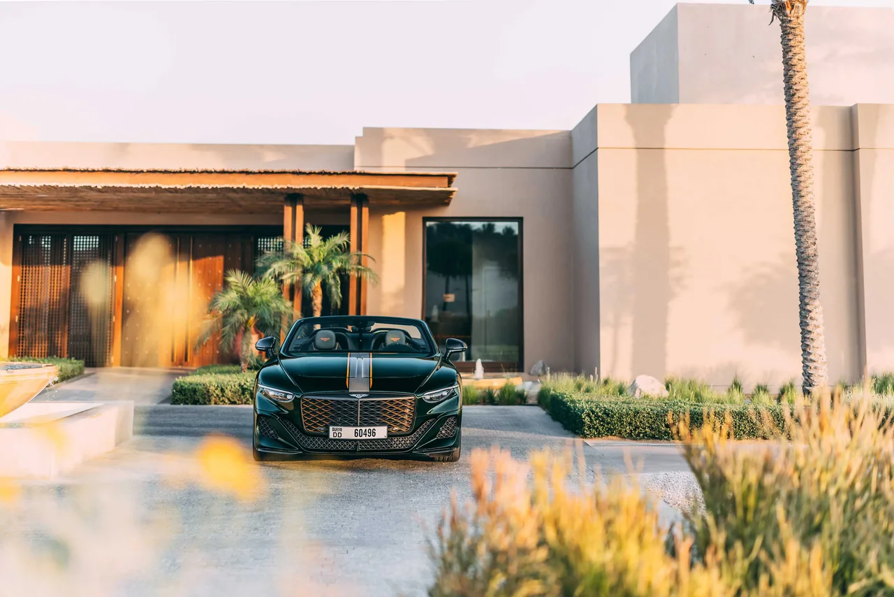 Exterior 3