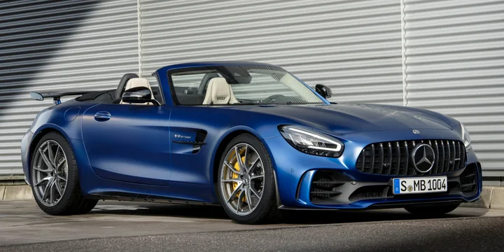 2019 Mercedes-Benz AMG GT exterior main image