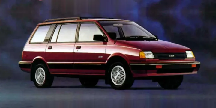 1990 Dodge 1990-dodge-colt-vista-20 main image