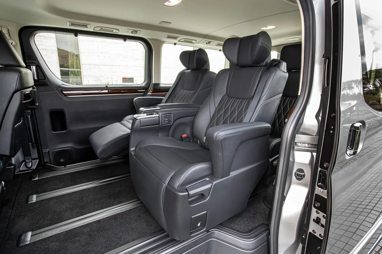 Interior 2