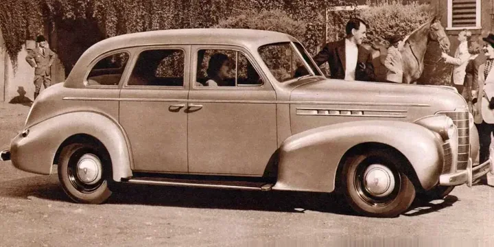 1939 Oldsmobile 1939-oldsmobile-series-70-436642 main image