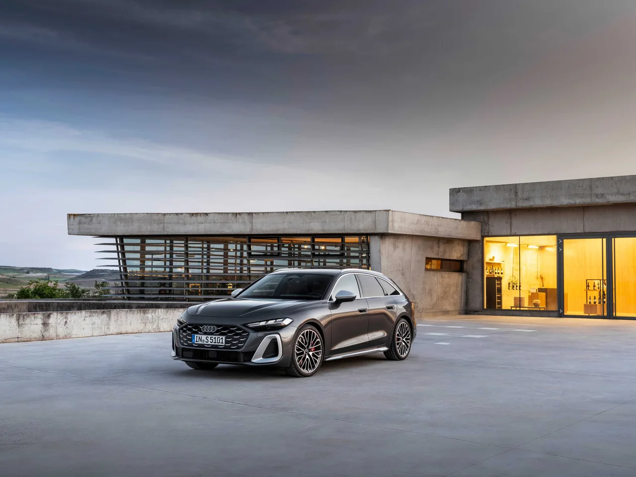 Exterior 3