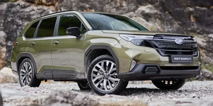2025 Subaru 2025-subaru-forester-e-boxer-lineartronic main image