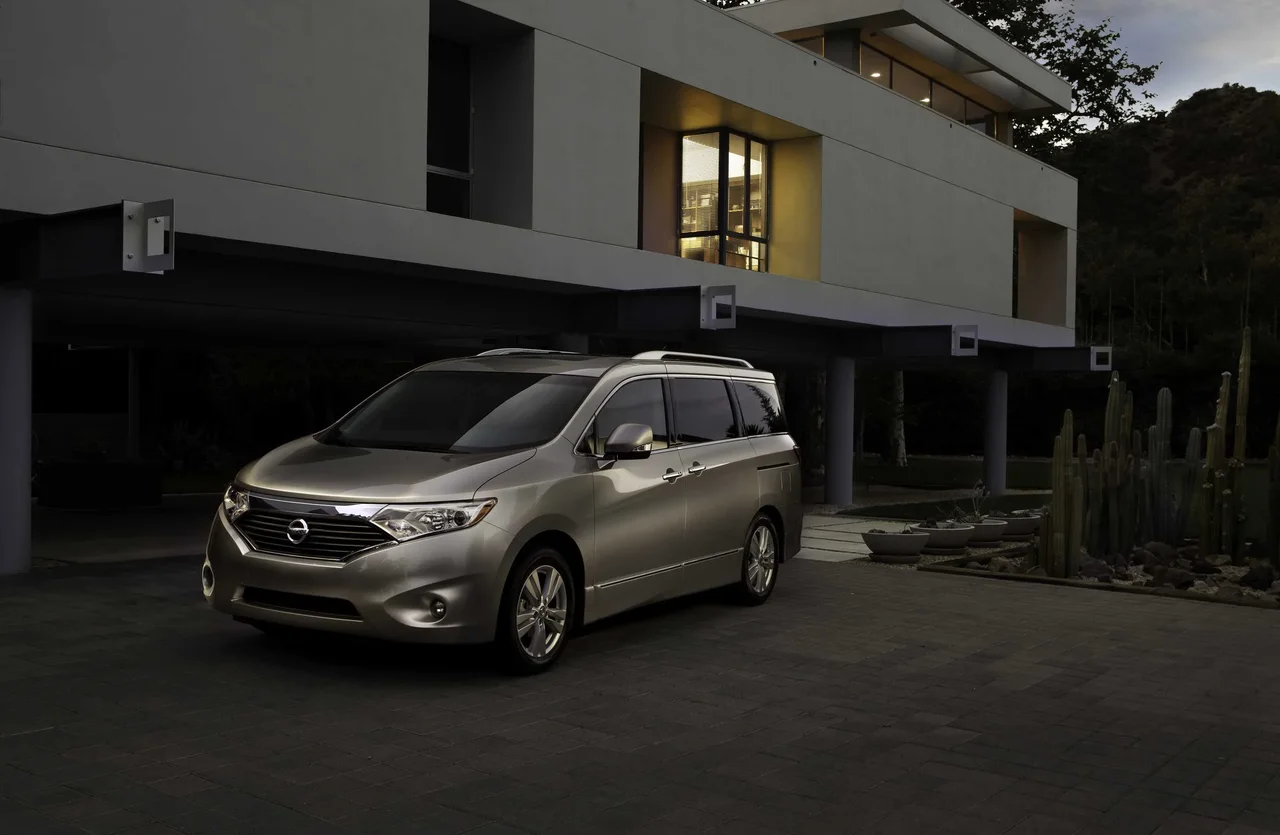 Exterior 3