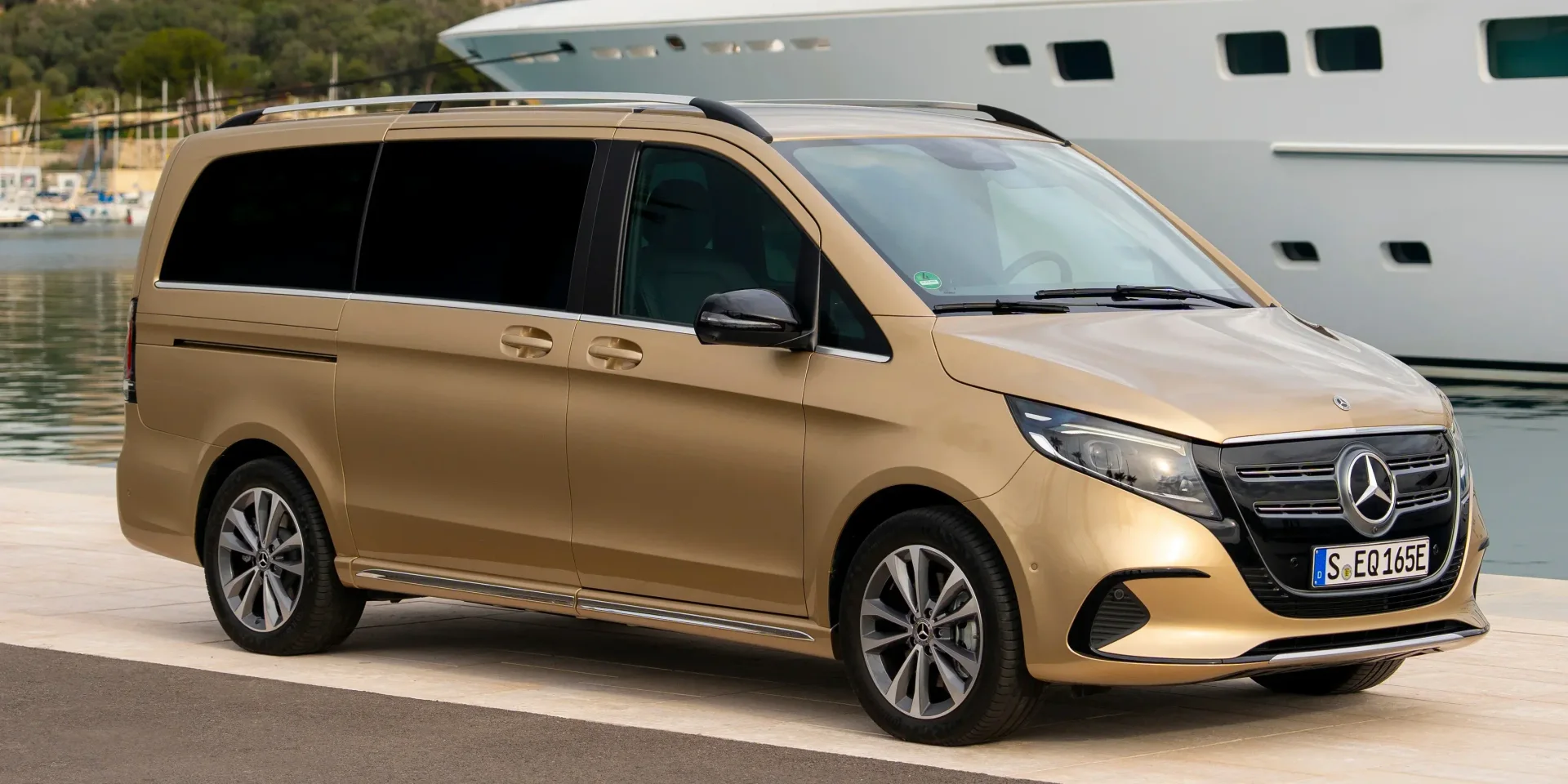 2024 Mercedes-Benz EQV photo 1