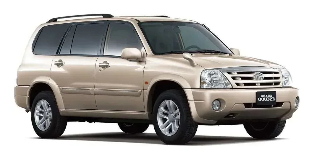 2003 Suzuki Grand Escudo photo 1