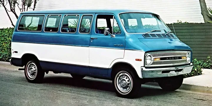 1971 Dodge 1971-dodge-b-van-lcv-b200-sportsman-52-v8-213ps main image
