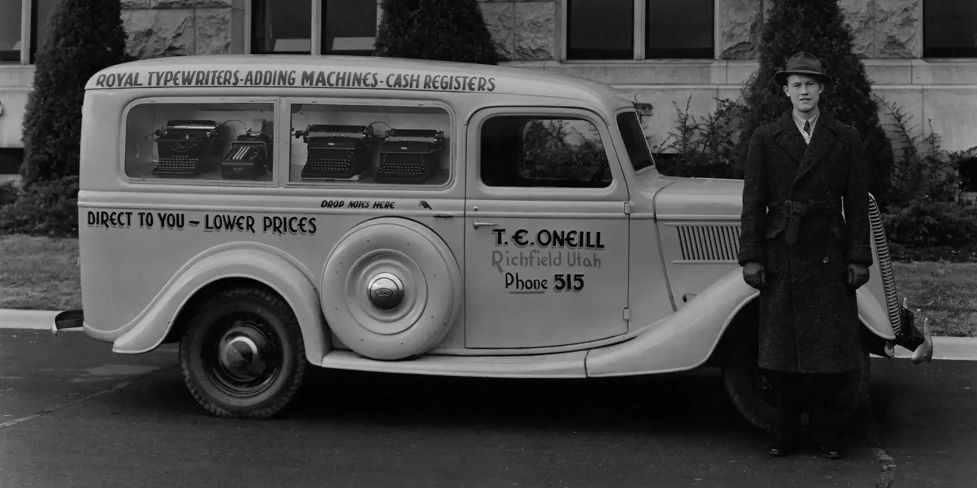 1937 Ford Model 77 photo 1