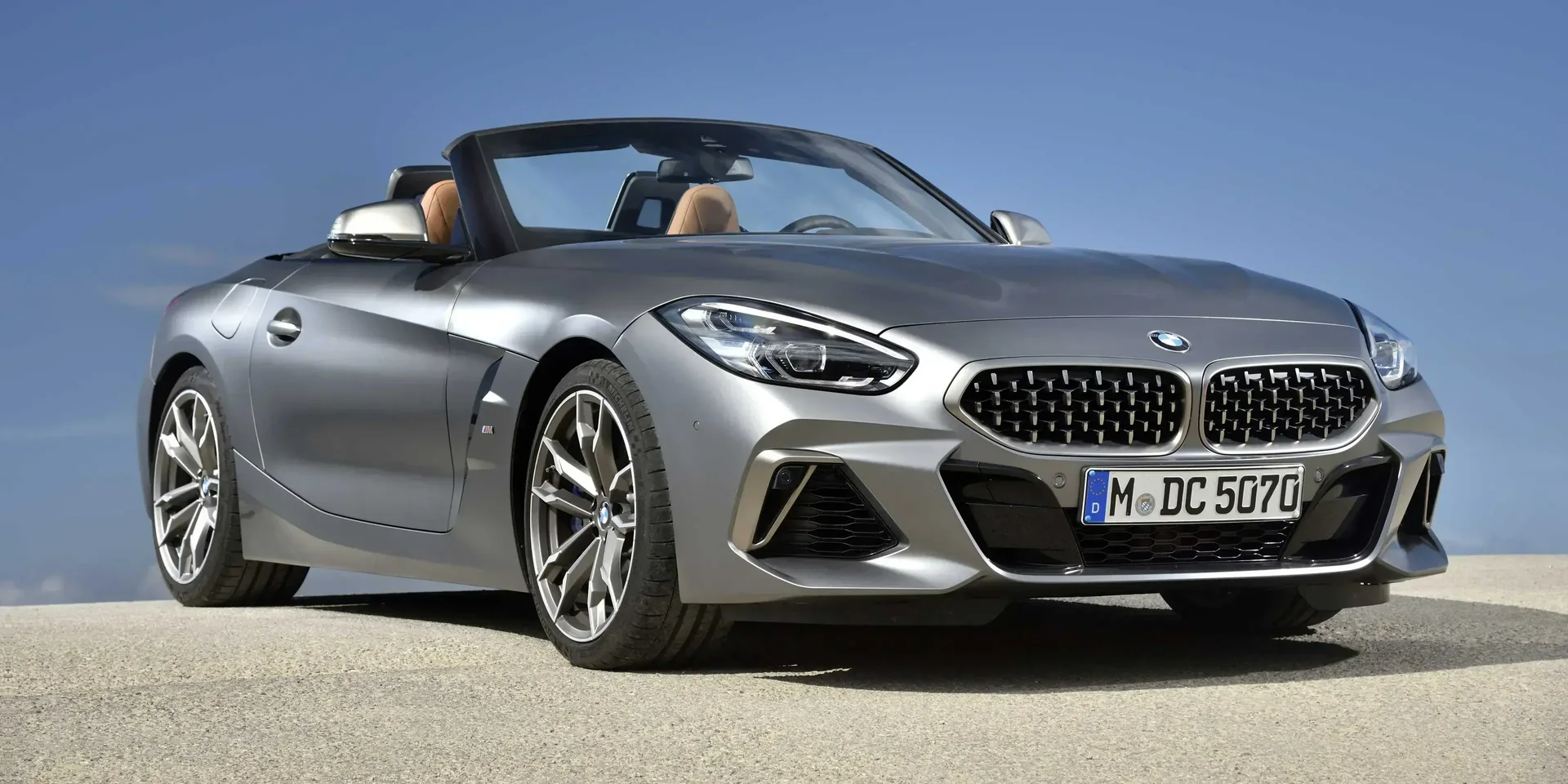 2022 BMW Z4 M40i photo 1