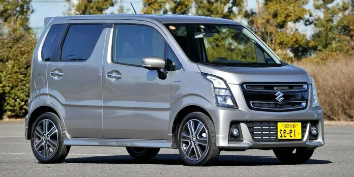 2017 Suzuki 2017-suzuki-wagon-r-stingray-hybrid-t main image