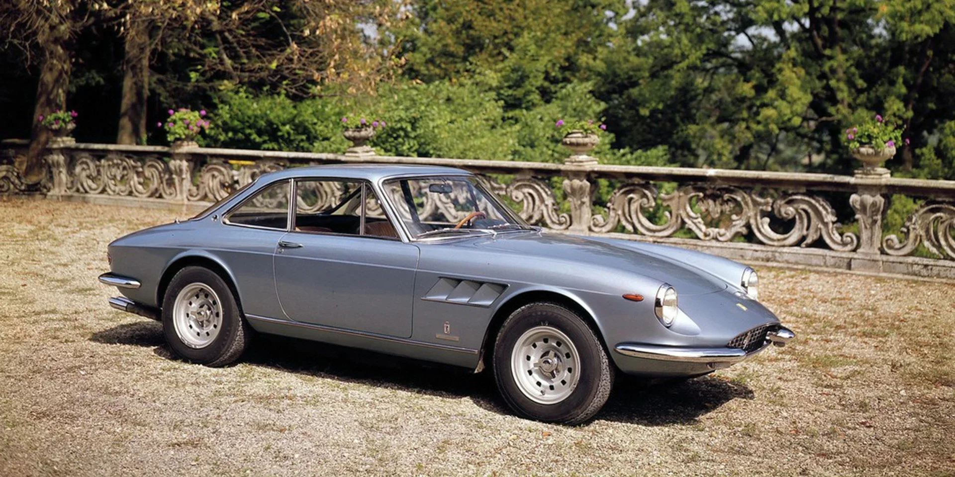 1968 Ferrari 330 GTC photo 1