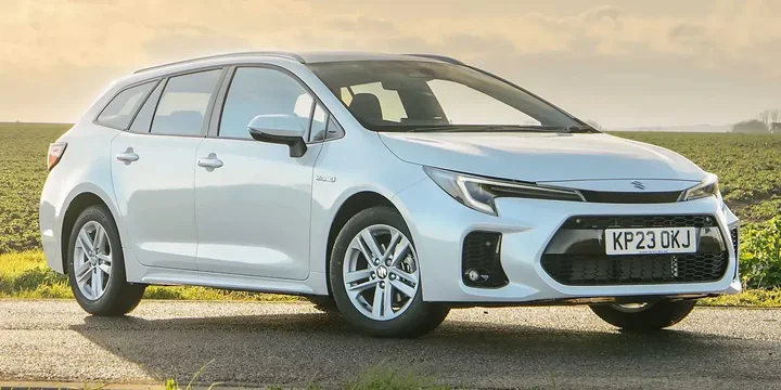 2023 Suzuki 2023-suzuki-swace-hybrid-e main image