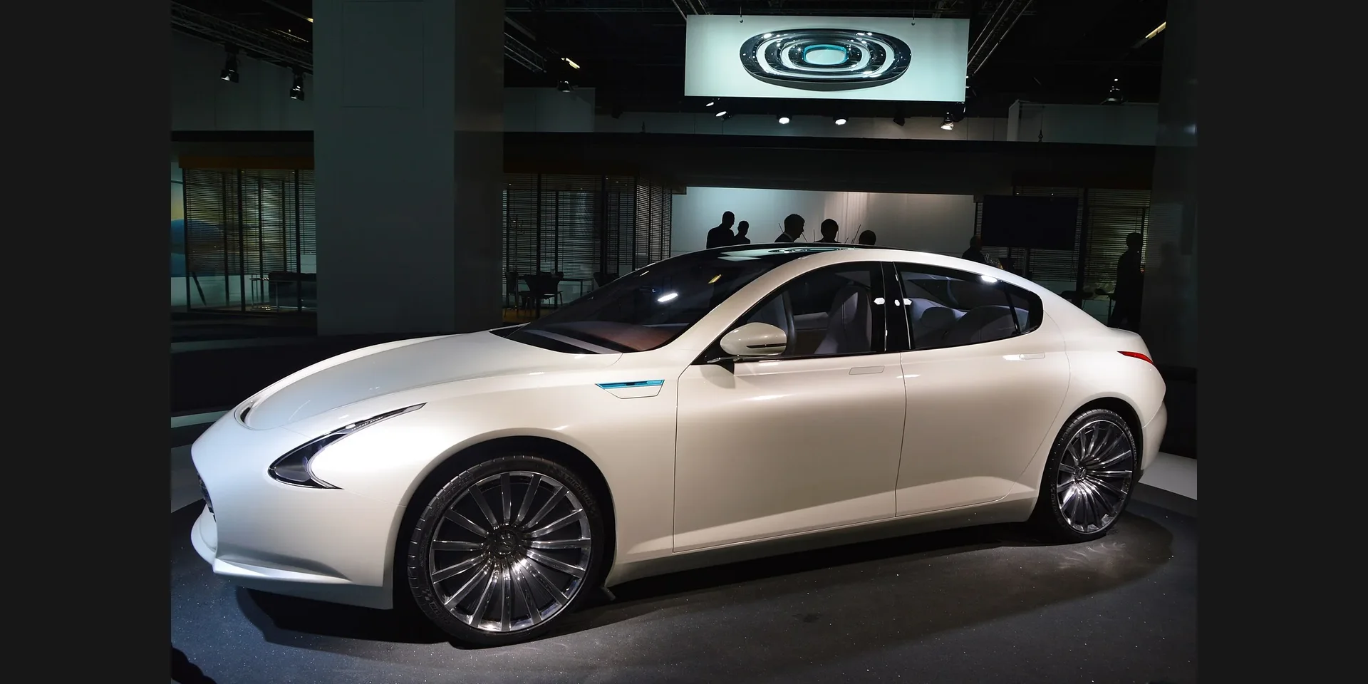 2015 Thunder Power Sedan photo 1