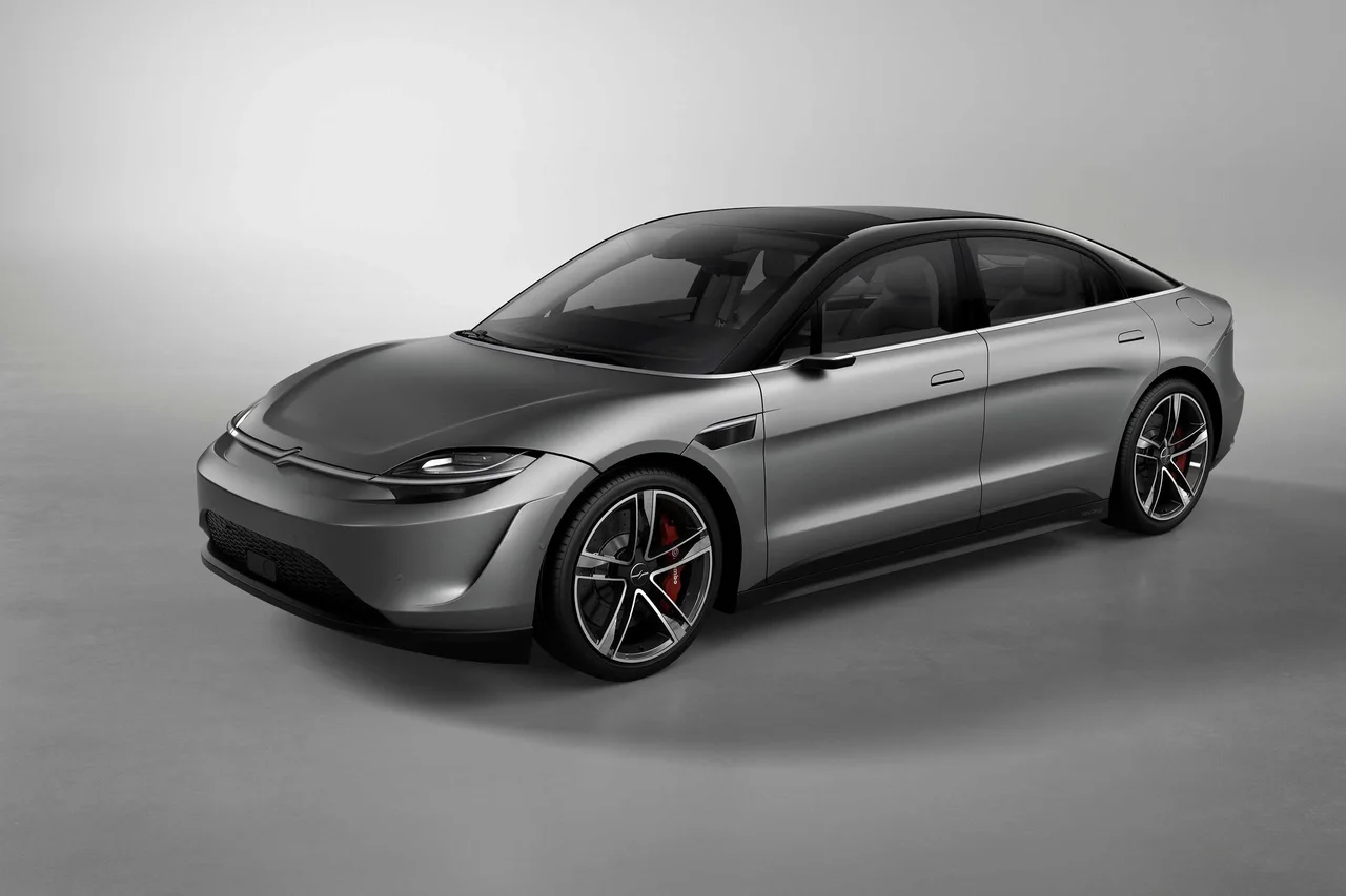 Exterior 3