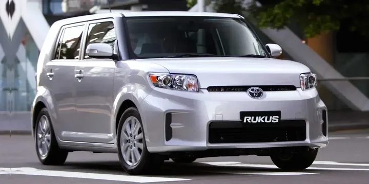 2010 Toyota 2010-toyota-rukus-generation-e150 main image