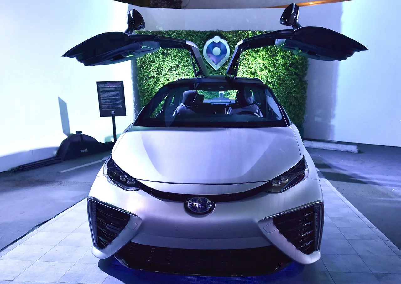Exterior 4