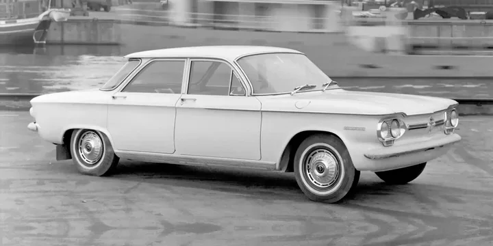 1962 Chevrolet 1962-chevrolet-corvair-sedan-sedan-monza-24-h6-82ps main image